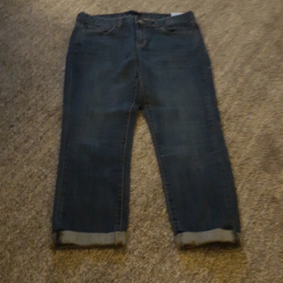 Capris - Picture 5 of 6
